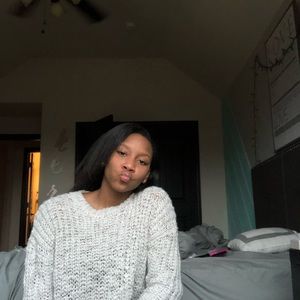 Meet your Posher, Bailey